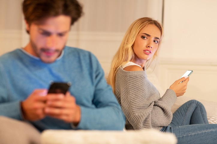 5 Most Popular Cheating Apps that Cheaters Love