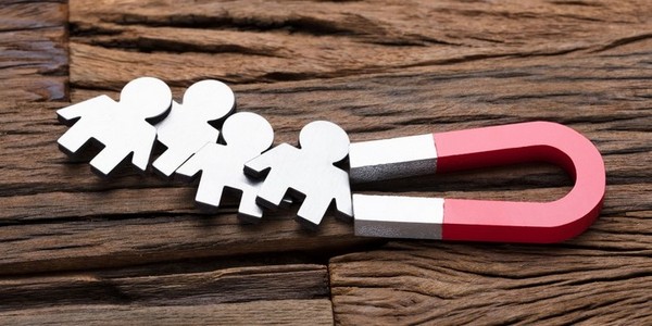 5 Ways to Attract a Man