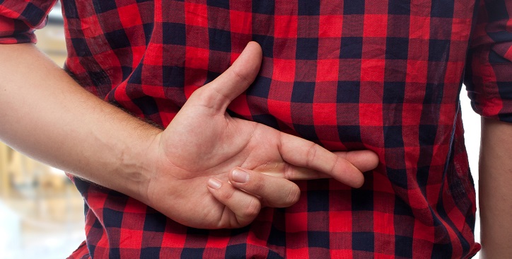 signs your boyfriend is cheating